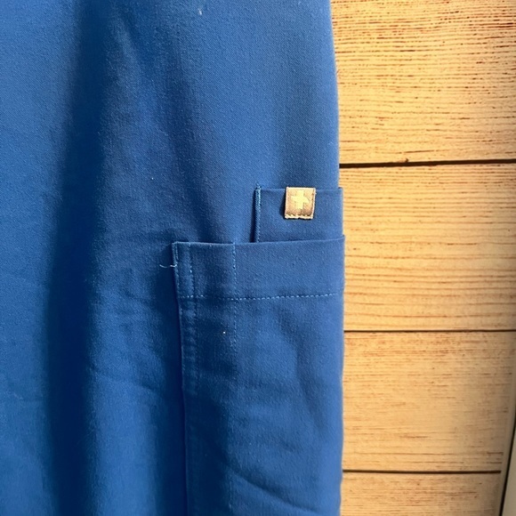 Figs blue‎ size small scrub pants - Picture 3 of 8
